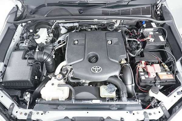 2019 Toyota Hilux SR (4x4) GUN126R MY19 4X4