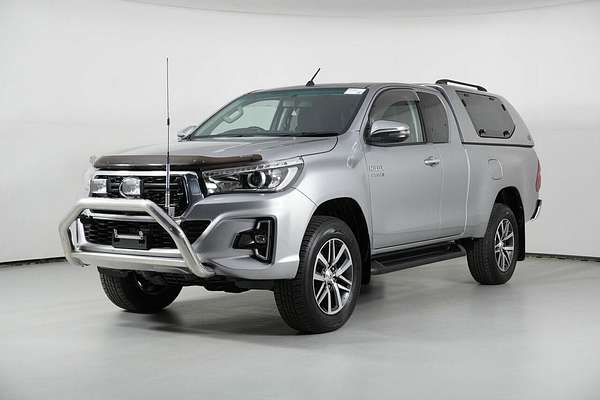 2018 Toyota Hilux SR5 (4x4) GUN126R MY19 4X4