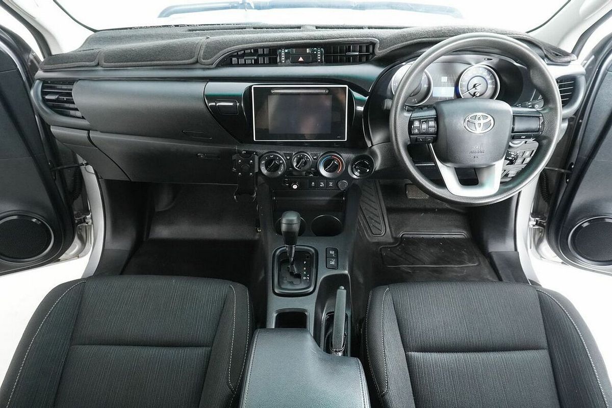 2019 Toyota Hilux SR (4x4) GUN126R MY19 4X4