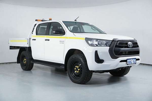 2021 Toyota Hilux SR (4x4) GUN126R Facelift 4X4