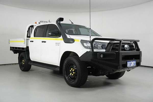 2020 Toyota Hilux SR (4x4) GUN126R Facelift 4X4