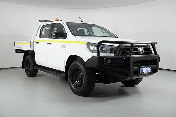 2021 Toyota Hilux SR (4x4) GUN126R Facelift 4X4