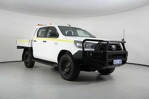 2020 Toyota Hilux SR (4x4) GUN126R Facelift 4X4