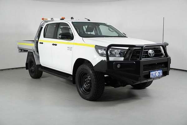 2021 Toyota Hilux SR (4x4) GUN126R Facelift 4X4