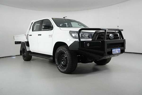 2020 Toyota Hilux SR (4x4) GUN126R Facelift 4X4