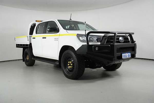 2020 Toyota Hilux SR (4x4) GUN126R Facelift 4X4