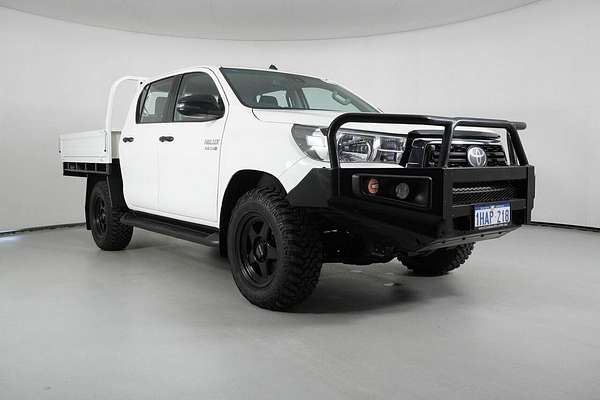 2020 Toyota Hilux SR (4x4) GUN126R Facelift 4X4