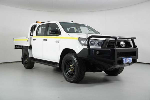 2020 Toyota Hilux SR (4x4) GUN126R Facelift 4X4