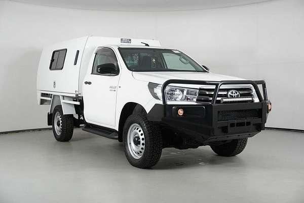 2018 Toyota Hilux SR (4x4) GUN126R MY17 4X4