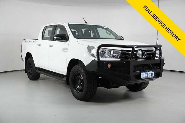 2016 Toyota Hilux SR (4x4) GUN126R 4X4