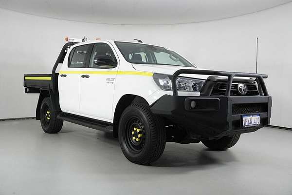 2021 Toyota Hilux SR (4x4) GUN126R Facelift 4X4