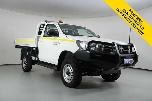 2024 Toyota Hilux SR (4x4) GUN126R 4X4