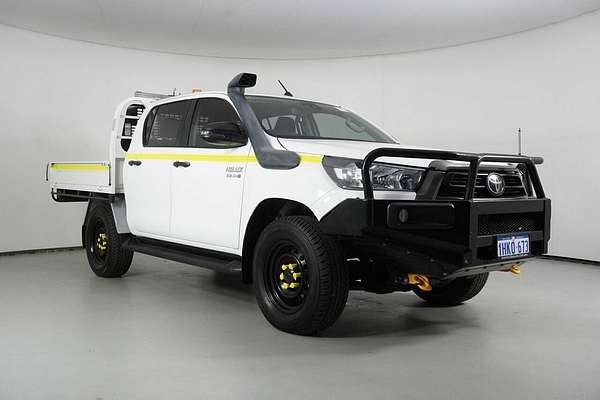 2021 Toyota Hilux SR (4x4) GUN126R Facelift 4X4
