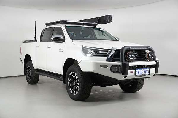 2021 Toyota Hilux SR5 + Premium Interior (4x4) GUN126R 4X4