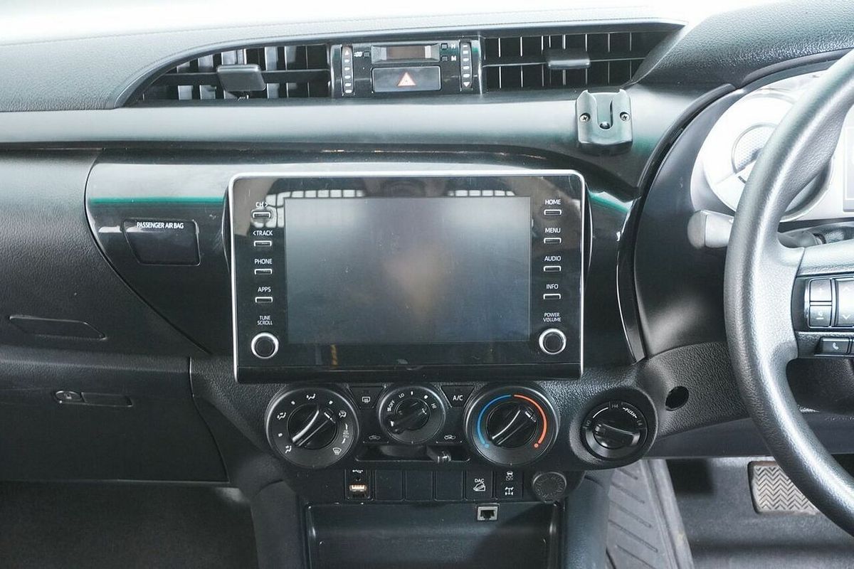 2021 Toyota Hilux SR (4x4) GUN126R Facelift 4X4