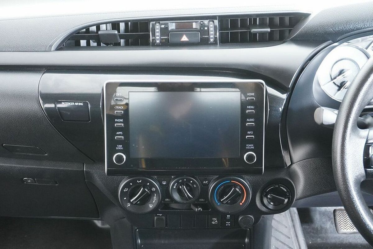 2021 Toyota Hilux SR (4x4) GUN126R 4X4