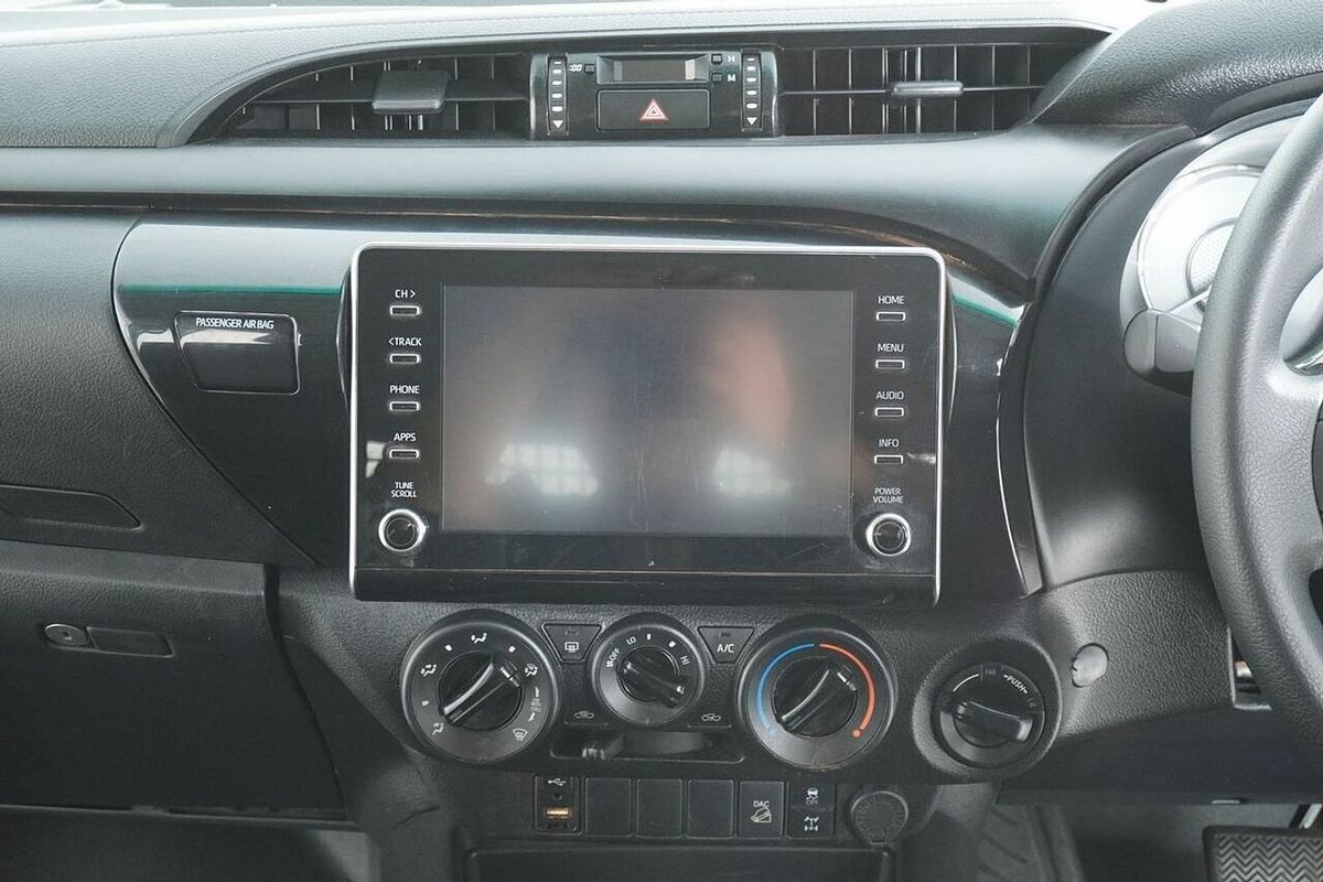 2021 Toyota Hilux SR (4x4) GUN126R Facelift 4X4