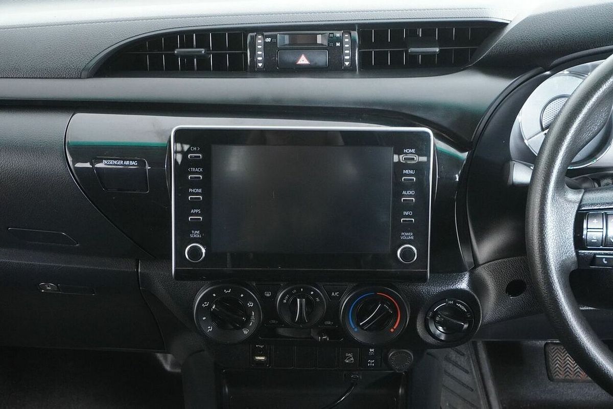 2021 Toyota Hilux SR (4x4) GUN126R Facelift 4X4