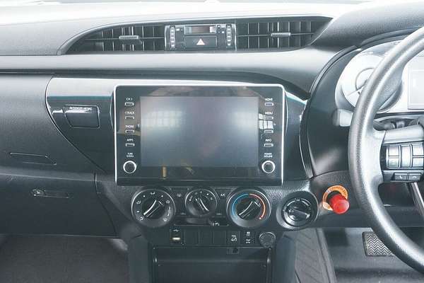 2021 Toyota Hilux SR (4x4) GUN126R Facelift 4X4
