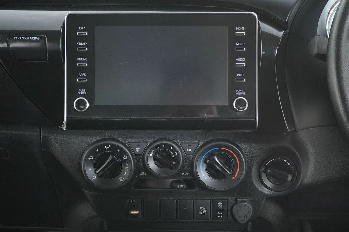2021 Toyota Hilux SR (4x4) GUN126R Facelift 4X4