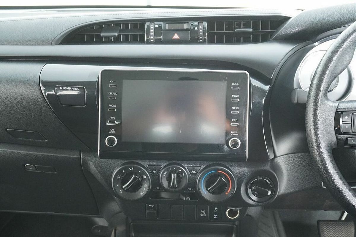 2021 Toyota Hilux SR (4x4) GUN126R Facelift 4X4