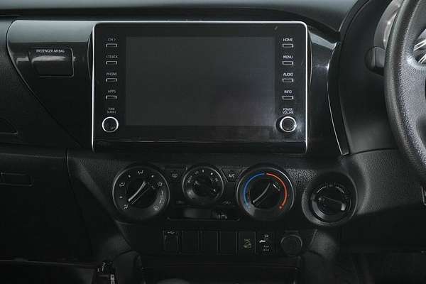 2020 Toyota Hilux SR (4x4) GUN126R Facelift 4X4
