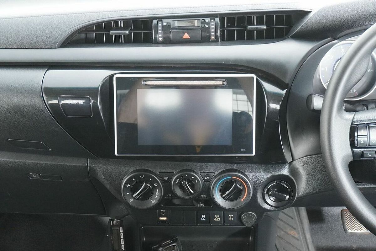 2018 Toyota Hilux SR (4x4) GUN126R MY19 4X4