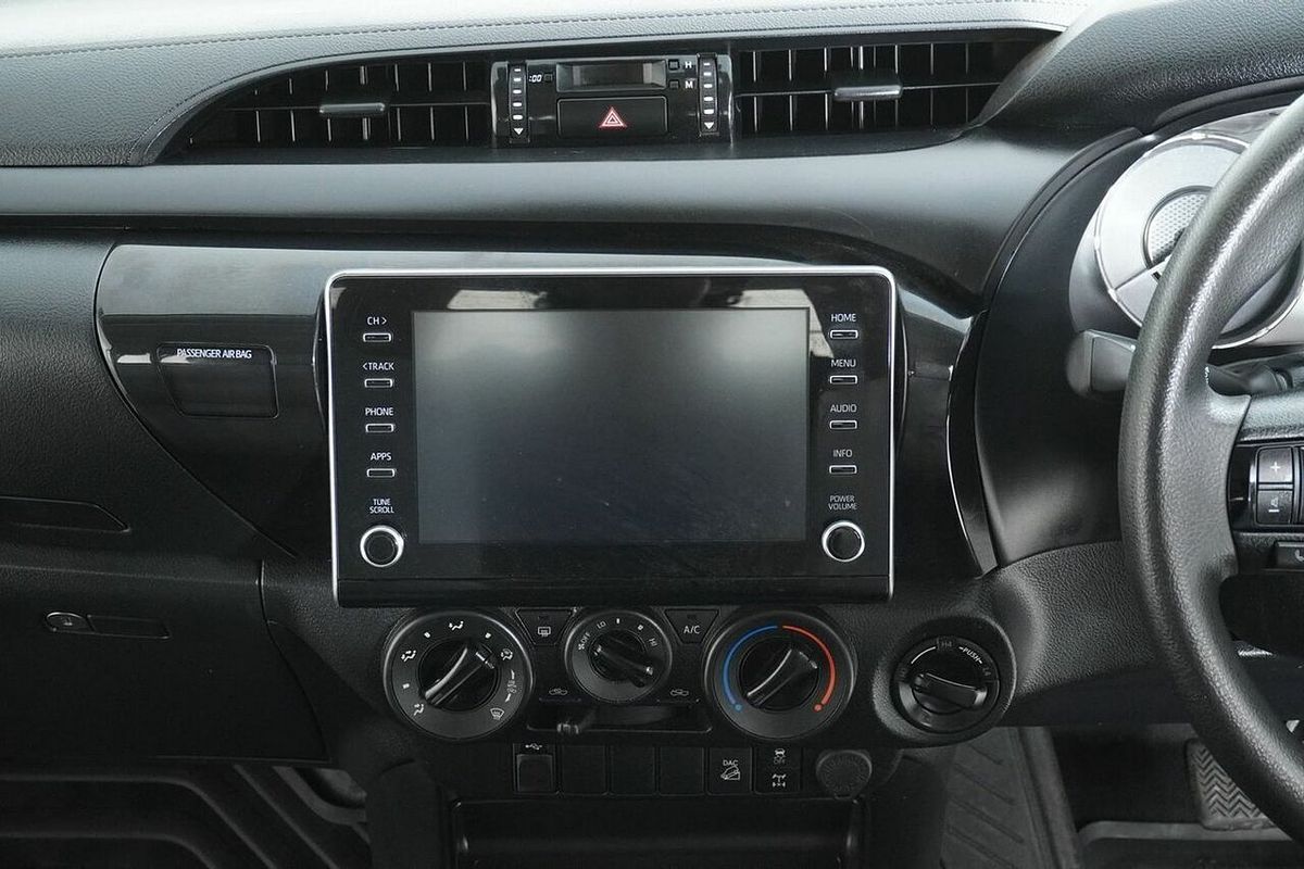 2021 Toyota Hilux SR (4x4) GUN126R Facelift 4X4
