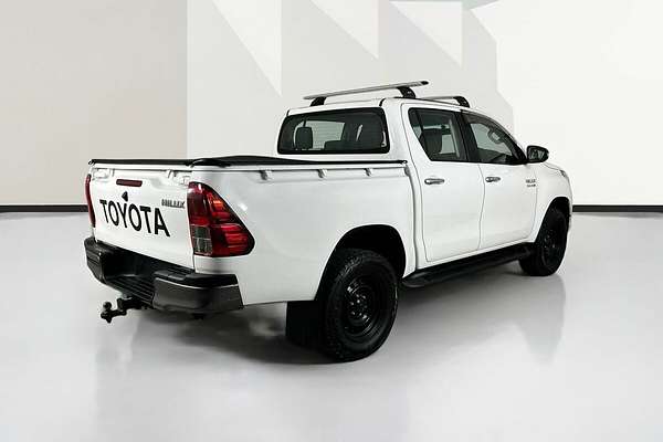 2017 Toyota Hilux SR (4x4) GUN126R MY17 4X4