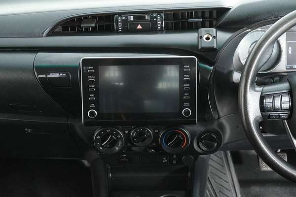 2021 Toyota Hilux SR (4x4) GUN126R Facelift 4X4