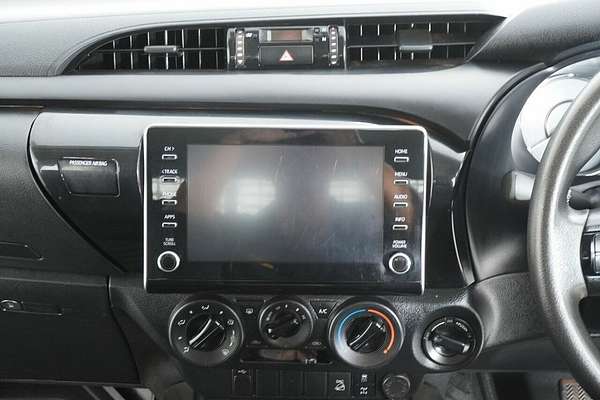 2021 Toyota Hilux SR (4x4) GUN126R Facelift 4X4