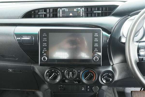 2021 Toyota Hilux SR (4x4) GUN126R Facelift 4X4