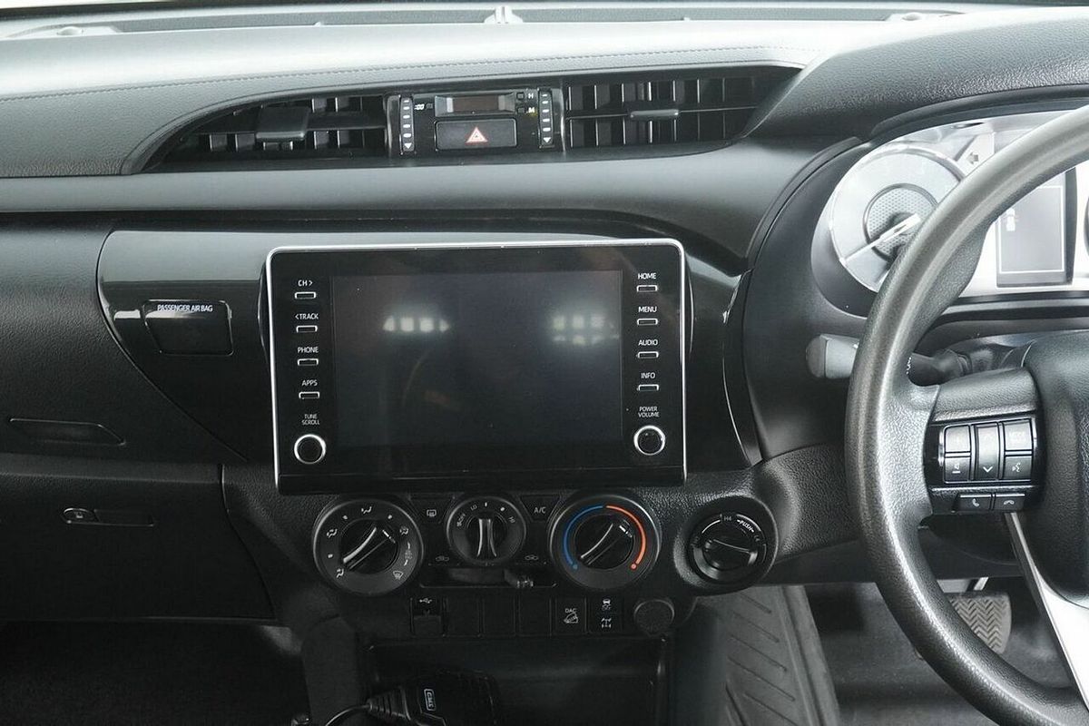 2022 Toyota Hilux SR (4x4) GUN126R 4X4