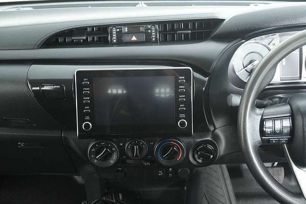 2022 Toyota Hilux SR (4x4) GUN126R 4X4