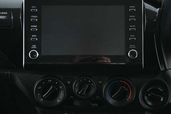 2021 Toyota Hilux SR (4x4) GUN126R Facelift 4X4