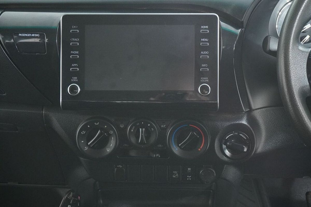 2021 Toyota Hilux SR (4x4) GUN126R Facelift 4X4