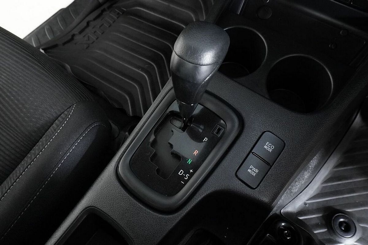 2020 Toyota Hilux SR (4x4) GUN126R MY19 Upgrade 4X4