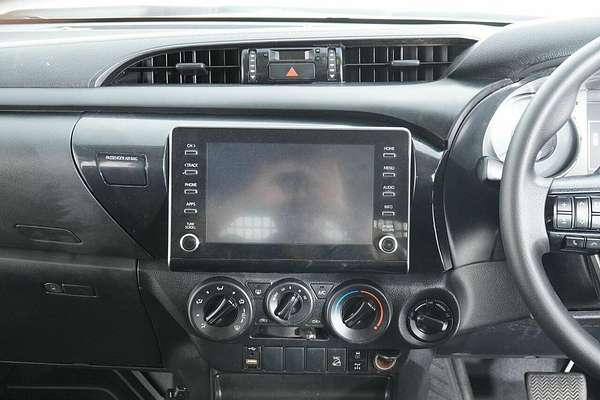 2021 Toyota Hilux SR (4x4) GUN126R Facelift 4X4