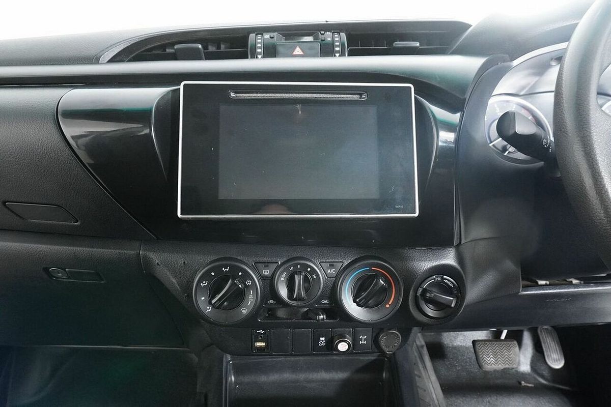 2019 Toyota Hilux SR (4x4) GUN126R MY19 4X4