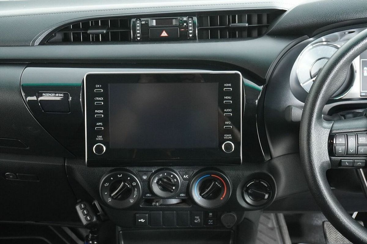 2024 Toyota Hilux SR (4x4) GUN126R 4X4