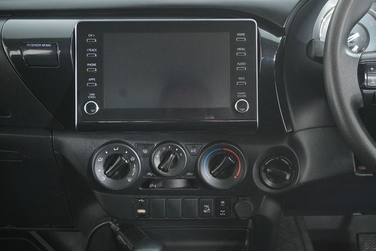 2021 Toyota Hilux SR (4x4) GUN126R Facelift 4X4