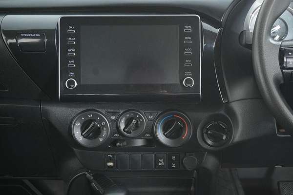 2021 Toyota Hilux SR (4x4) GUN126R Facelift 4X4