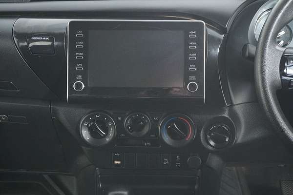 2022 Toyota Hilux SR (4x4) GUN126R 4X4