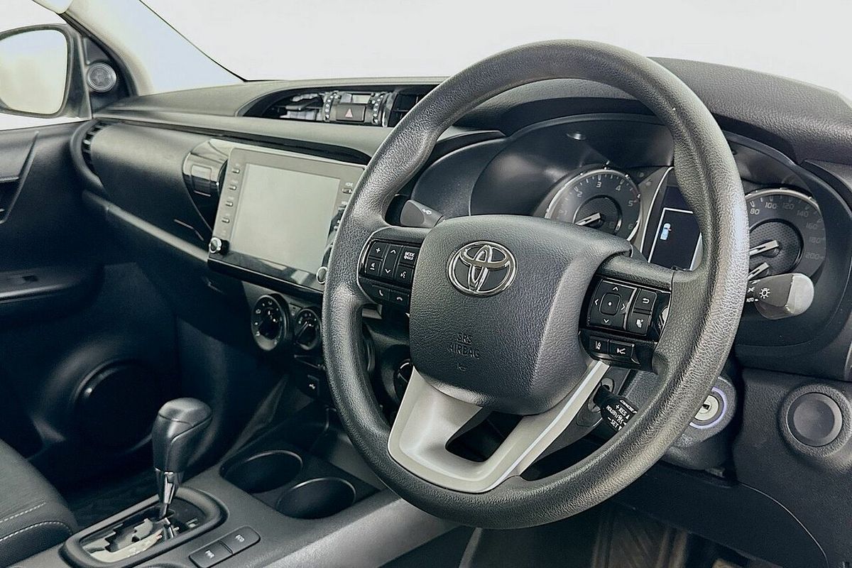2024 Toyota Hilux SR (4x4) GUN126R 4X4