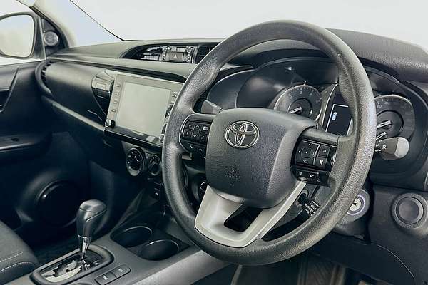 2024 Toyota Hilux SR (4x4) GUN126R 4X4