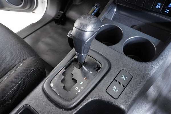 2020 Toyota Hilux SR (4x4) GUN126R Facelift 4X4