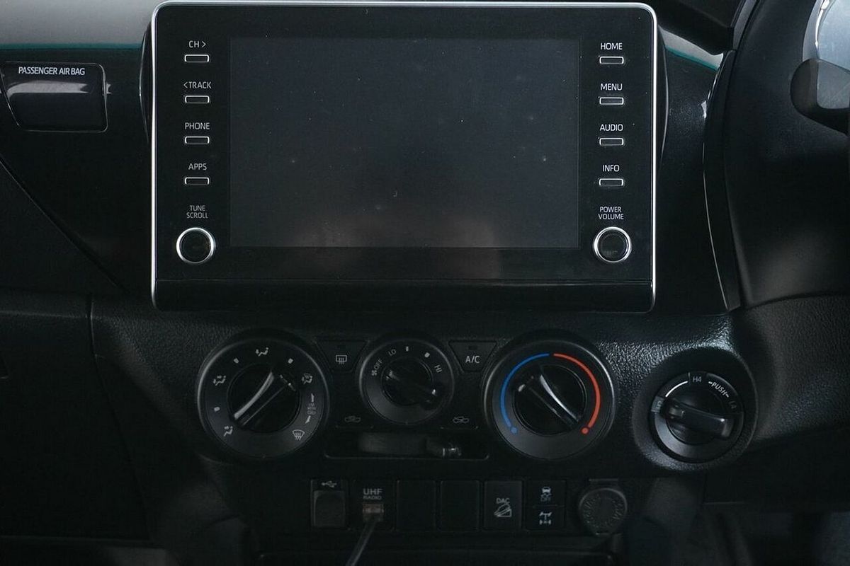 2021 Toyota Hilux SR (4x4) GUN126R Facelift 4X4