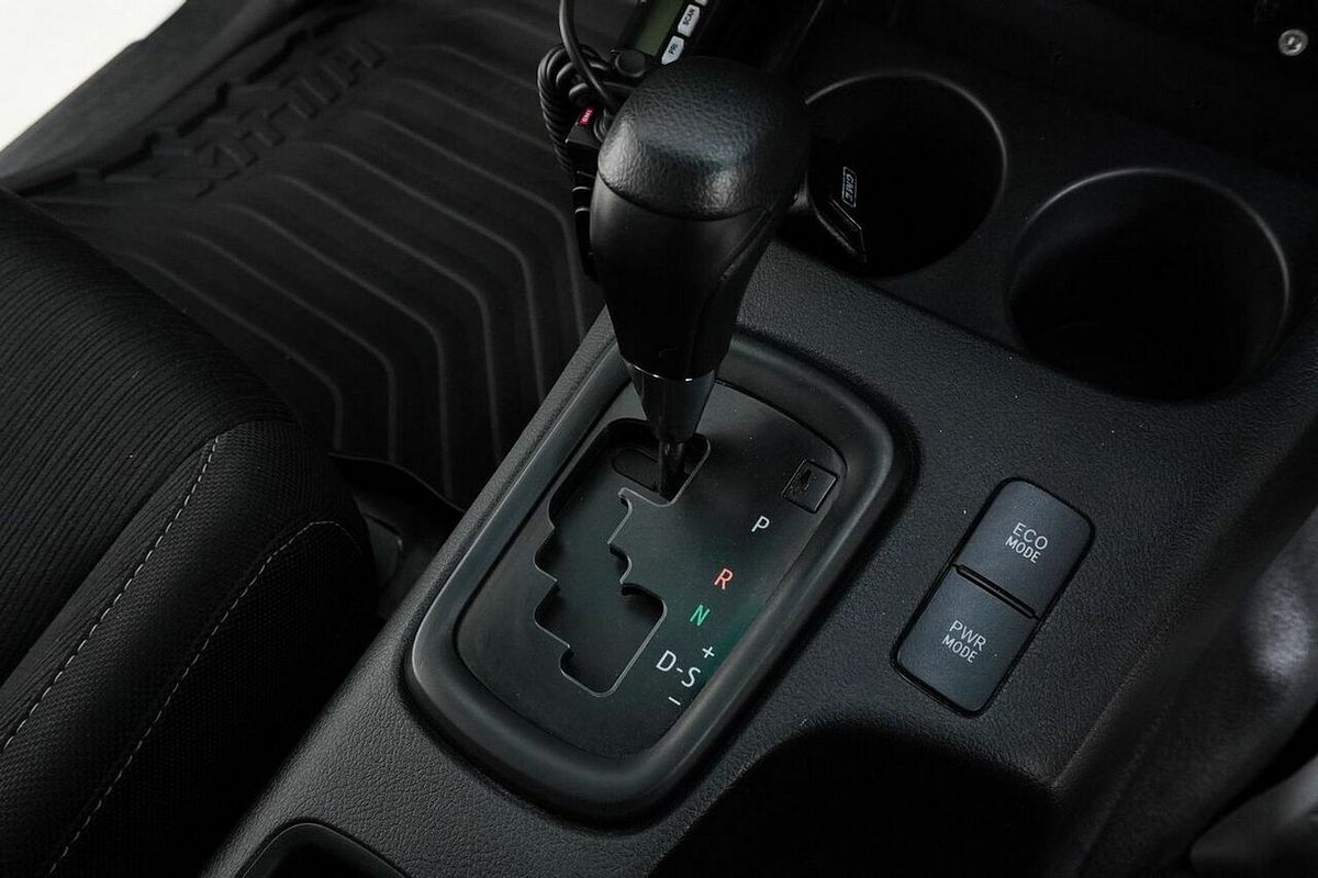 2021 Toyota Hilux SR (4x4) GUN126R 4X4