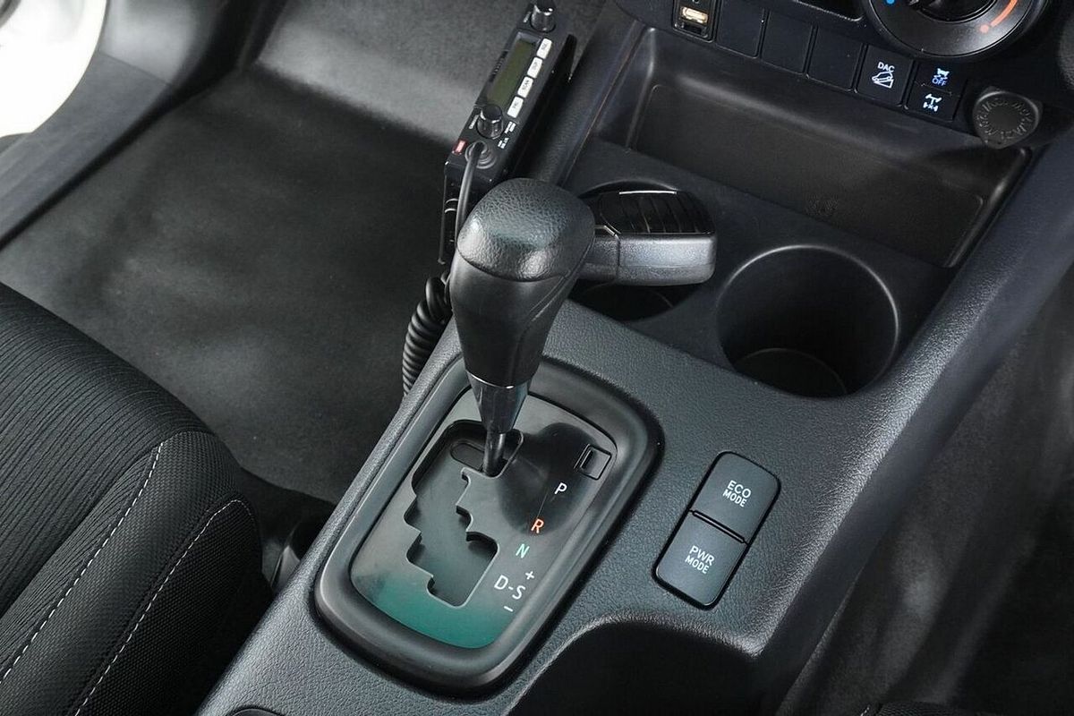 2021 Toyota Hilux SR (4x4) GUN126R 4X4