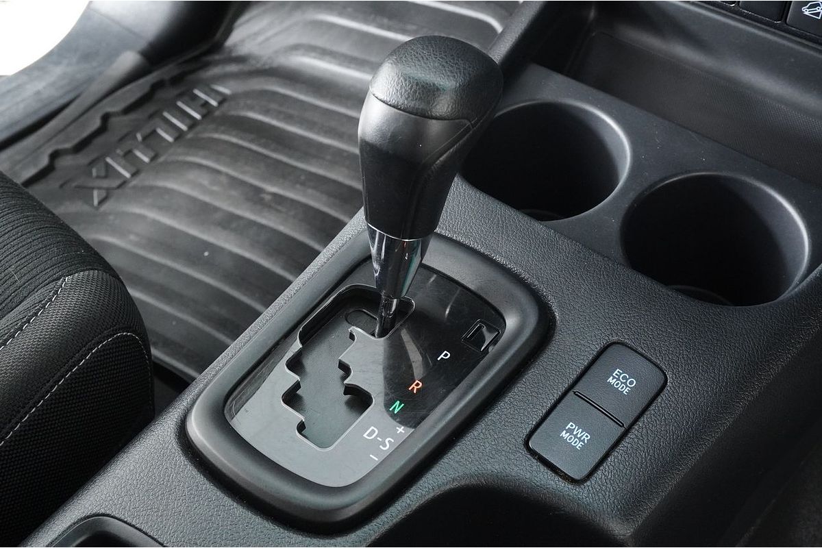 2021 Toyota Hilux SR (4x4) GUN126R 4X4